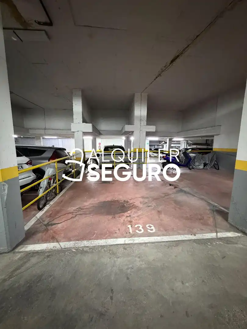 Appartamento con piscina in affitto a Antonio Muñoz Molina, imagen 5