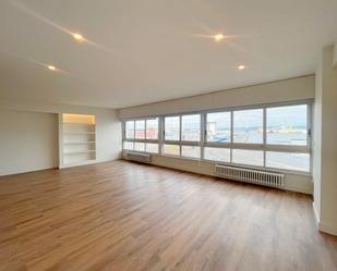 Sala d'estar de Apartament de lloguer en A Coruña Capital  amb Aire condicionat, Calefacció i Traster