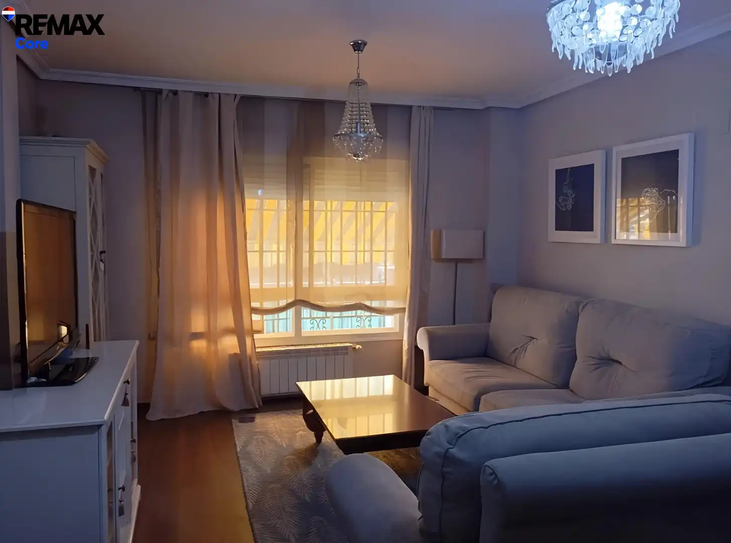 Sala d'estar de Casa adosada en venda en Cáceres amb Aire condicionat, Calefacció i Terrassa