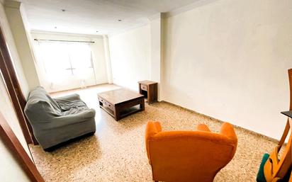 Sala d'estar de Planta baixa en venda en Alginet amb Aire condicionat i Terrassa