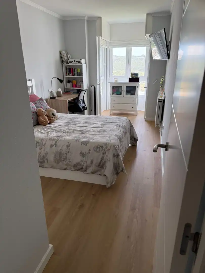 Schlafzimmer von Wohnung zum Verkauf in A Coruña Capital  mit Heizung, Abstellraum und Möbliert