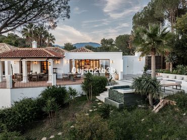 Casa con piscina en venta en El Madroñal