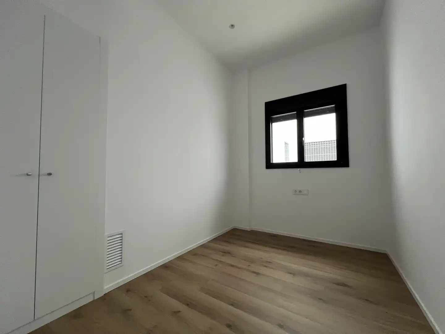 Schlafzimmer von Wohnung zur Miete in Tarragona mit Klimaanlage, Terrasse und Balkon