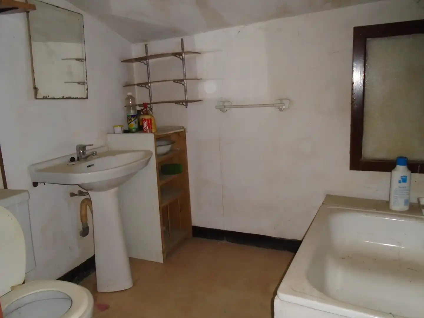 Baño de Finca rústica en venta en Rosselló con Calefacción, Terraza y Trastero