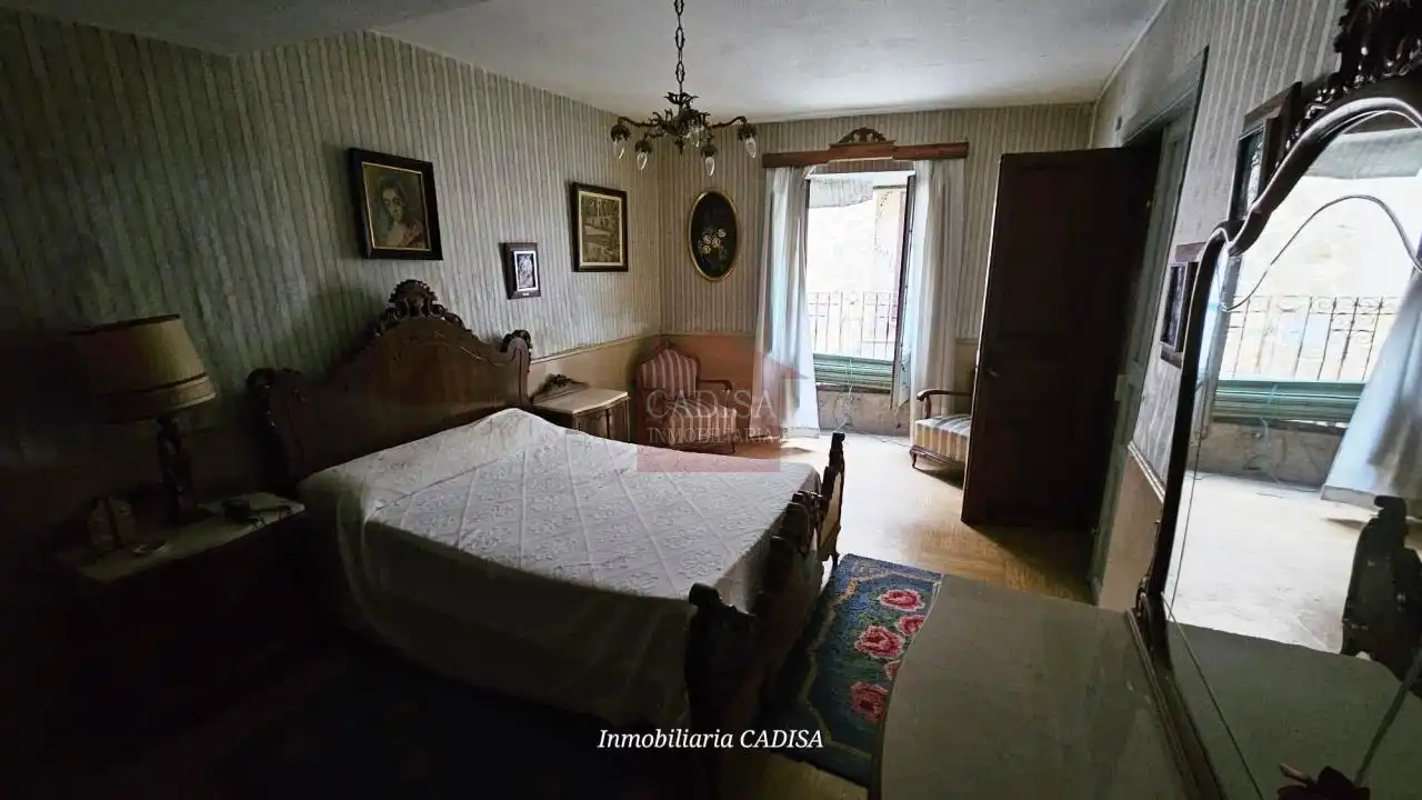 Dormitori de Casa o xalet en venda en Hinojosa de Duero amb Calefacció, Jardí privat i Traster