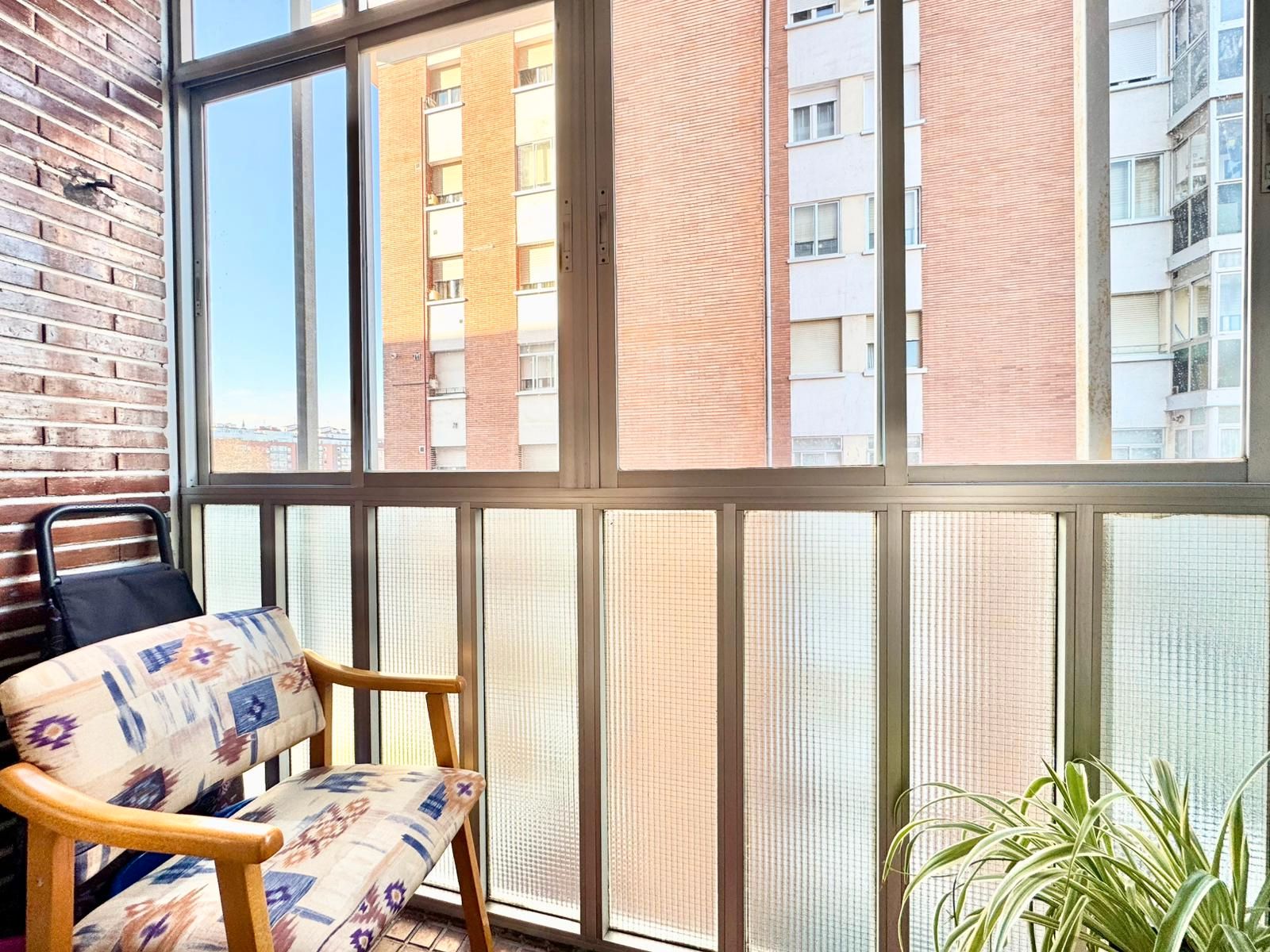 Flat for sale in Reyes de Navarra Kalea, Zaramaga