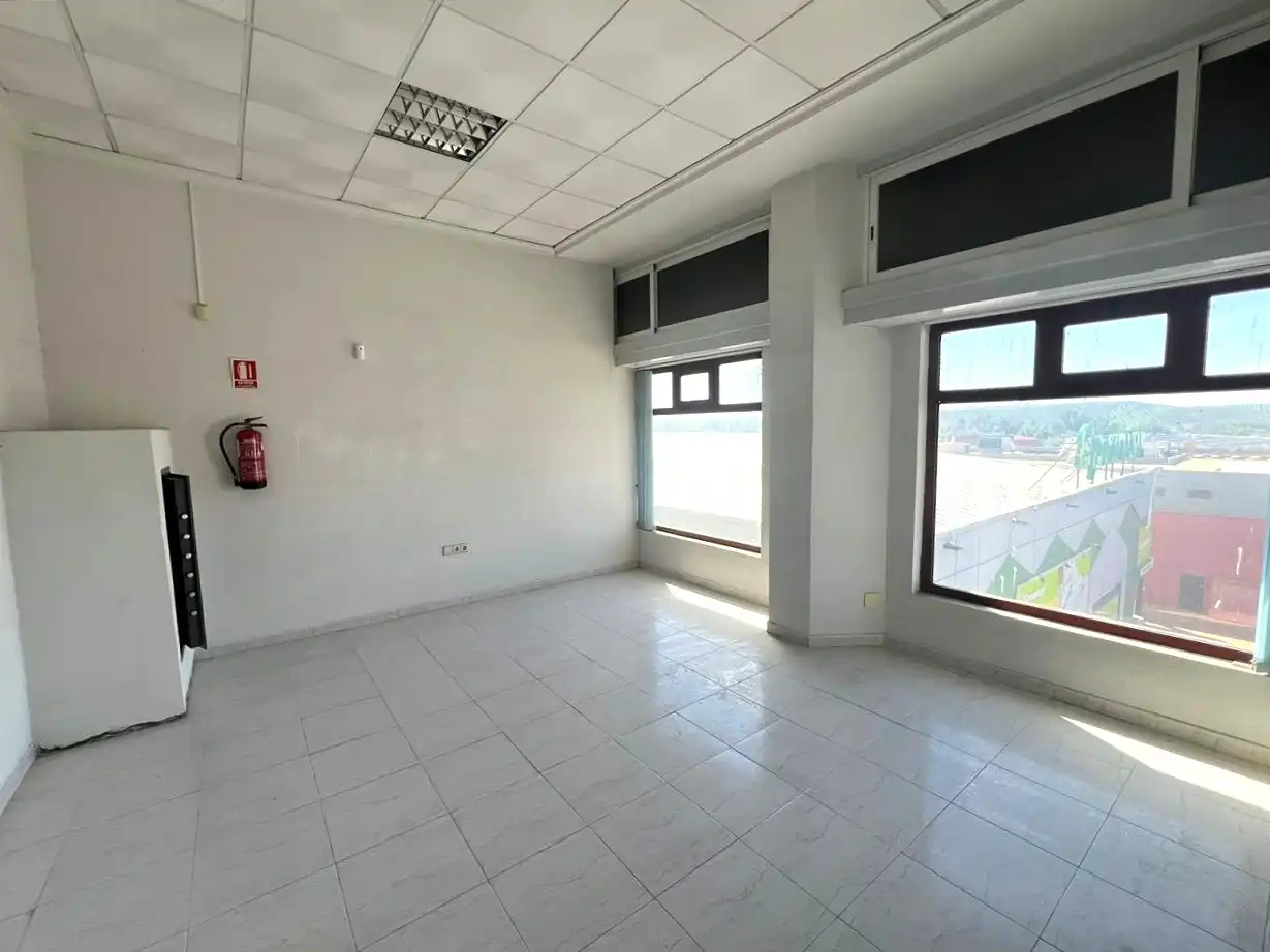 Local comercial en venda a Londres, imagen 2