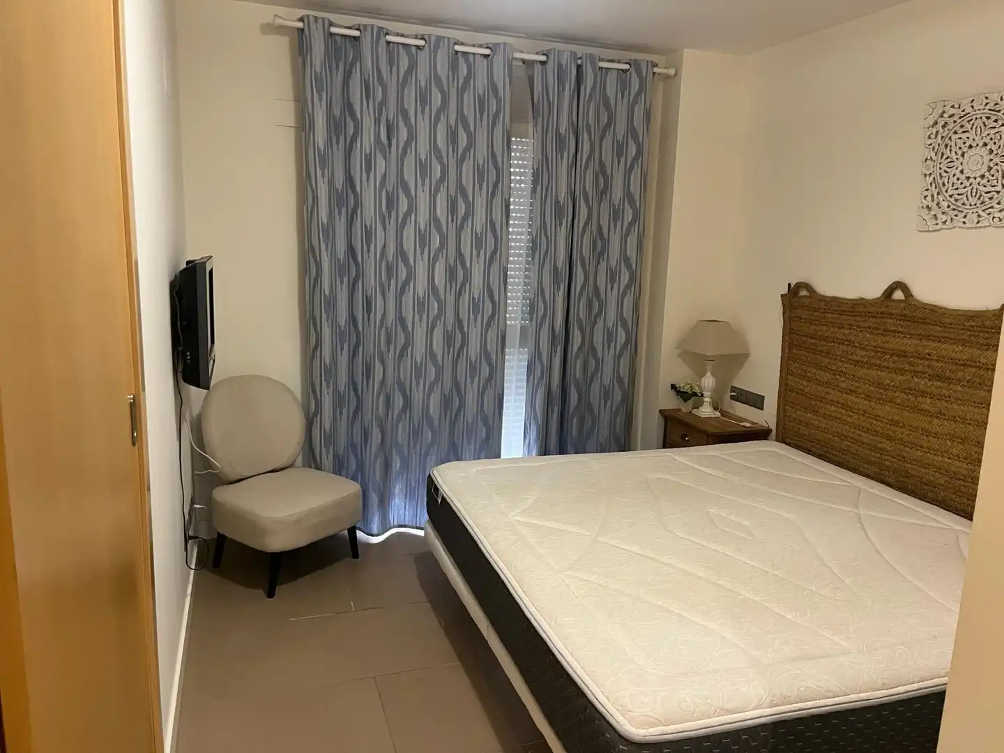 Schlafzimmer von Erdgeschoss zur Miete in Santanyí mit Klimaanlage, Privatgarten und Terrasse