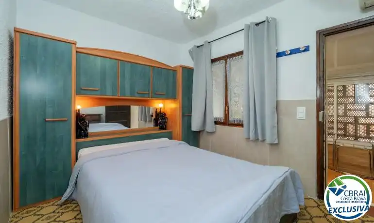 Schlafzimmer von Erdgeschoss zum Verkauf in Empuriabrava mit Gemeinschaftspool