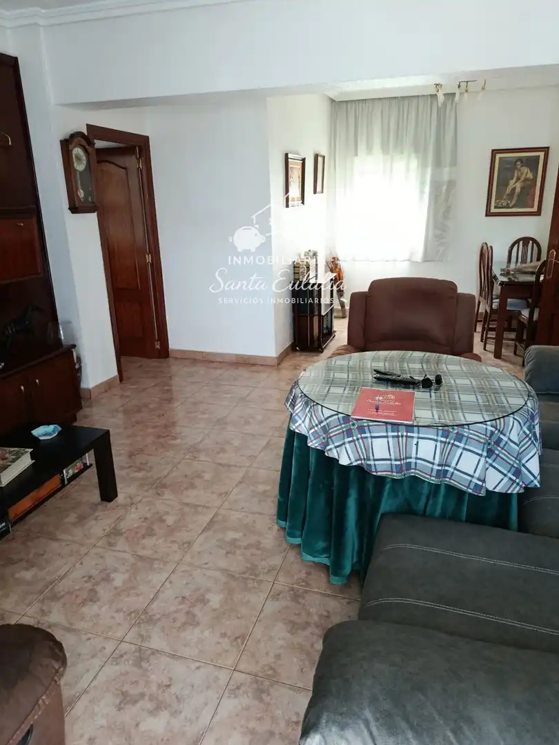 Sala d'estar de Pis en venda en Mérida amb Aire condicionat, Terrassa i Traster