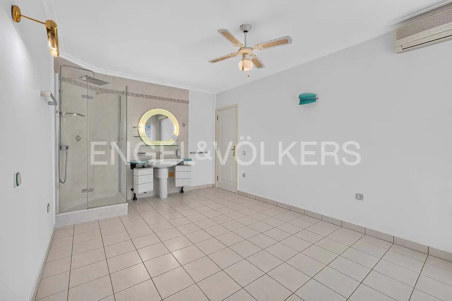 Houses for sale in Costa Adeje