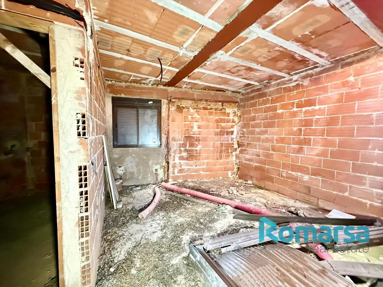 Edifici en venda a Esperanza, Burgohondo