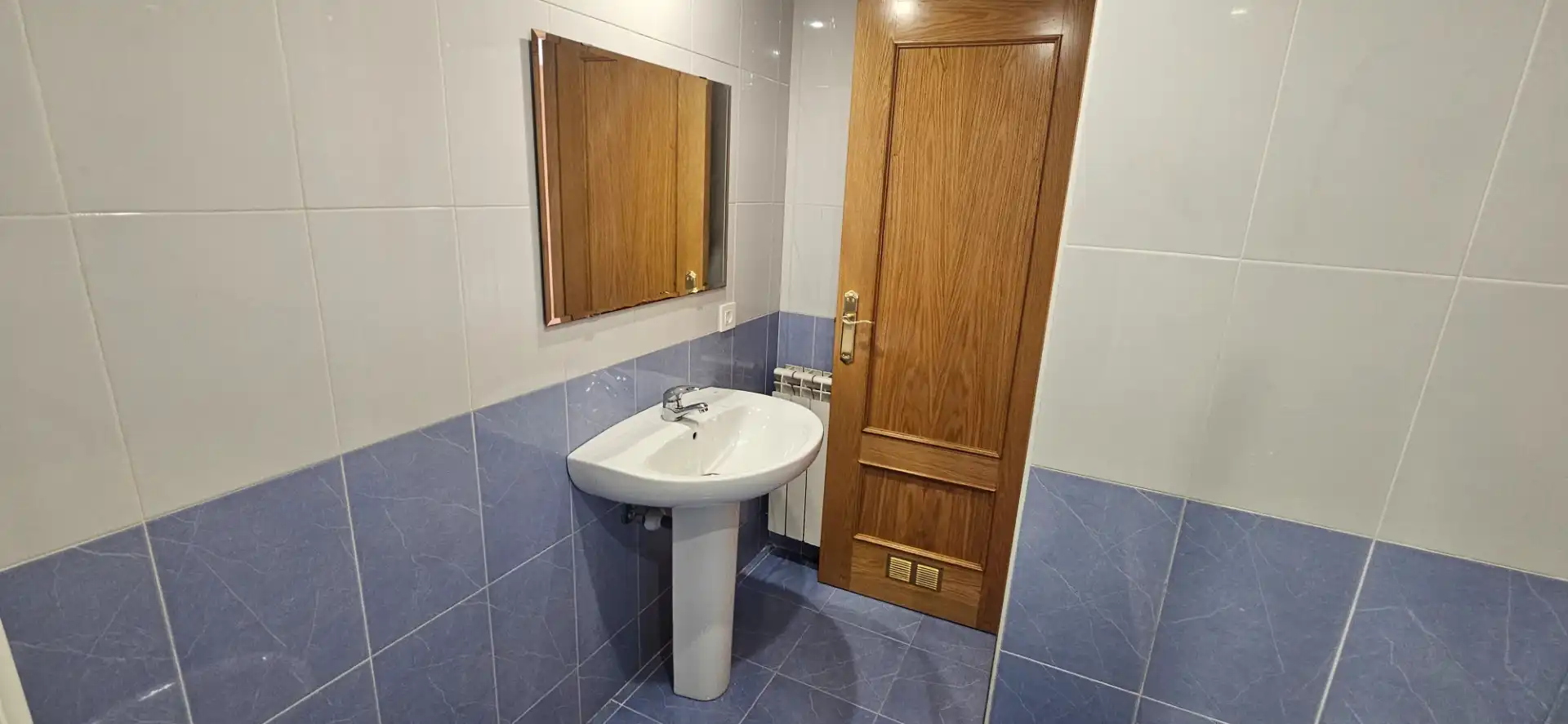 Bathroom of Flat for sale in Cuarte de Huerva  with Heating, Parquet flooring and Terrace