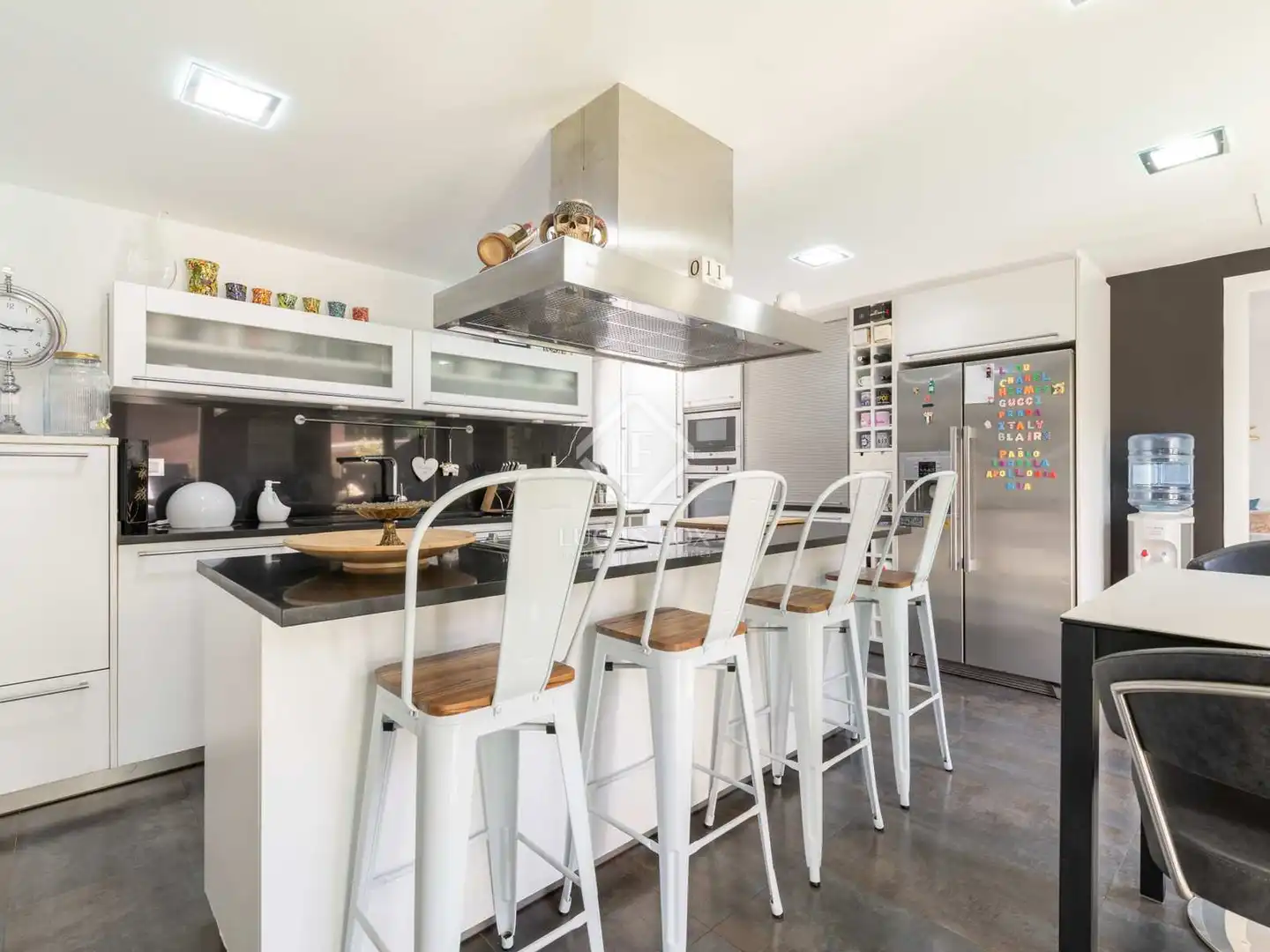 Cocina de Casa o chalet en venta en Sant Cugat del Vallès con Aire acondicionado, Calefacción y Jardín privado