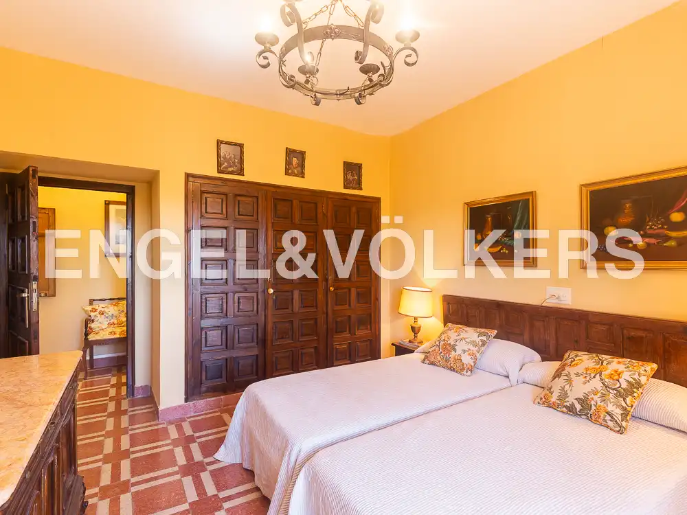 Bedroom of Houses for sale in Requena  with Heating, Private garden and Terrace