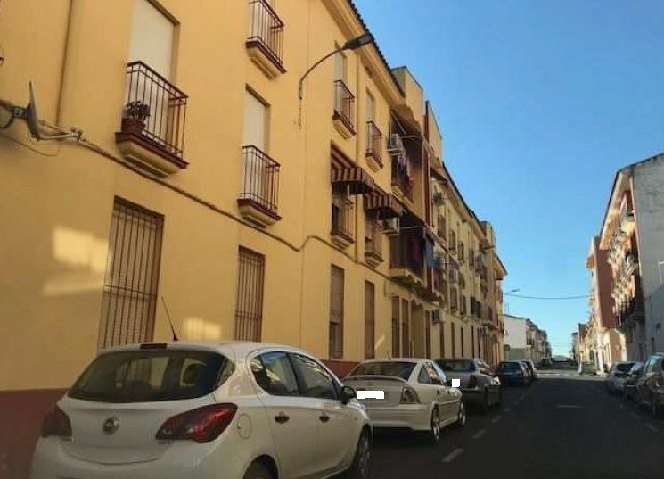 Vista exterior de Piso en venta en Don Benito