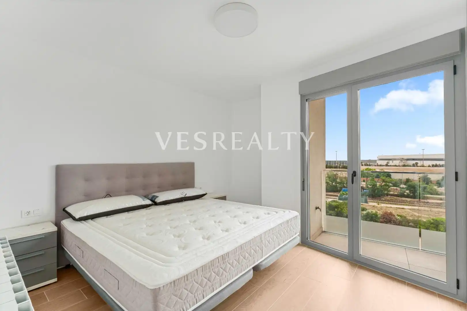 Apartament de lloguer a Calle Isabela Católica, Benalúa