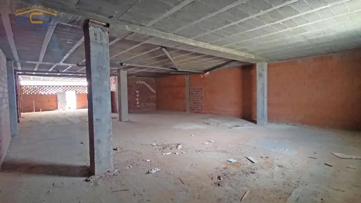 Local comercial en venda a Brañas, imagen 8