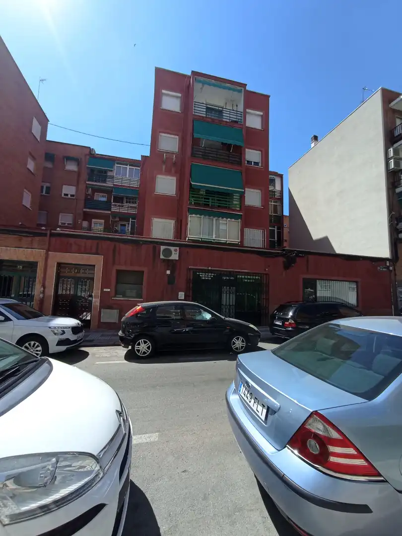 Vista exterior de Piso en venta en Madrid con Aire acondicionado, Calefacción y Parquet