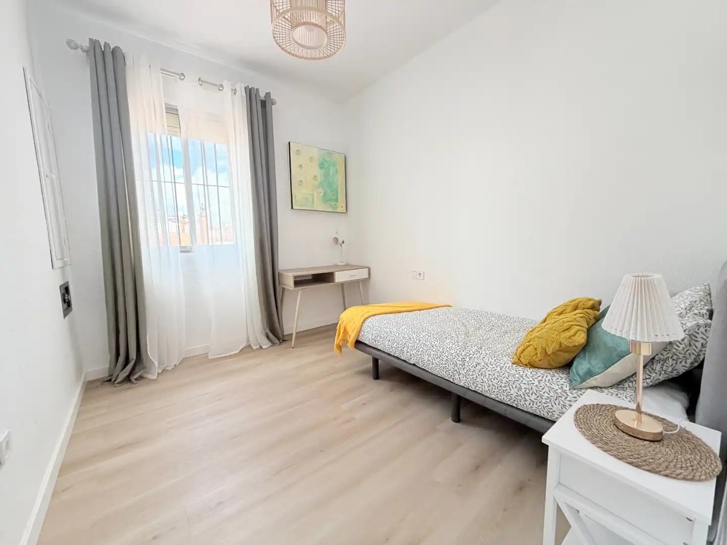 Habitación de Casa o chalet en venta en Bormujos con Parquet y Terraza
