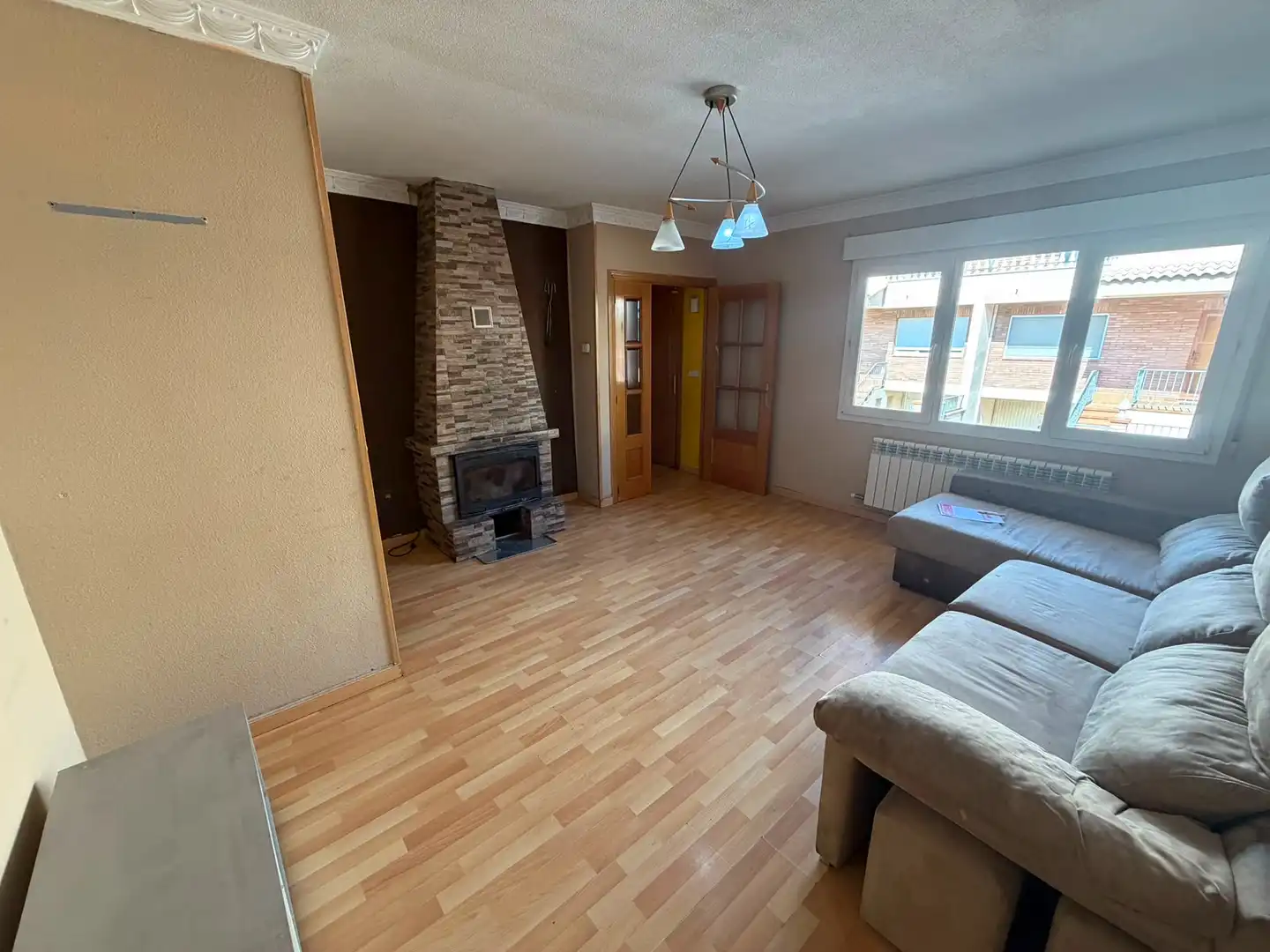 Sala de estar de Casa o chalet en venta en El Fresno con Calefacción, Jardín privado y Terraza