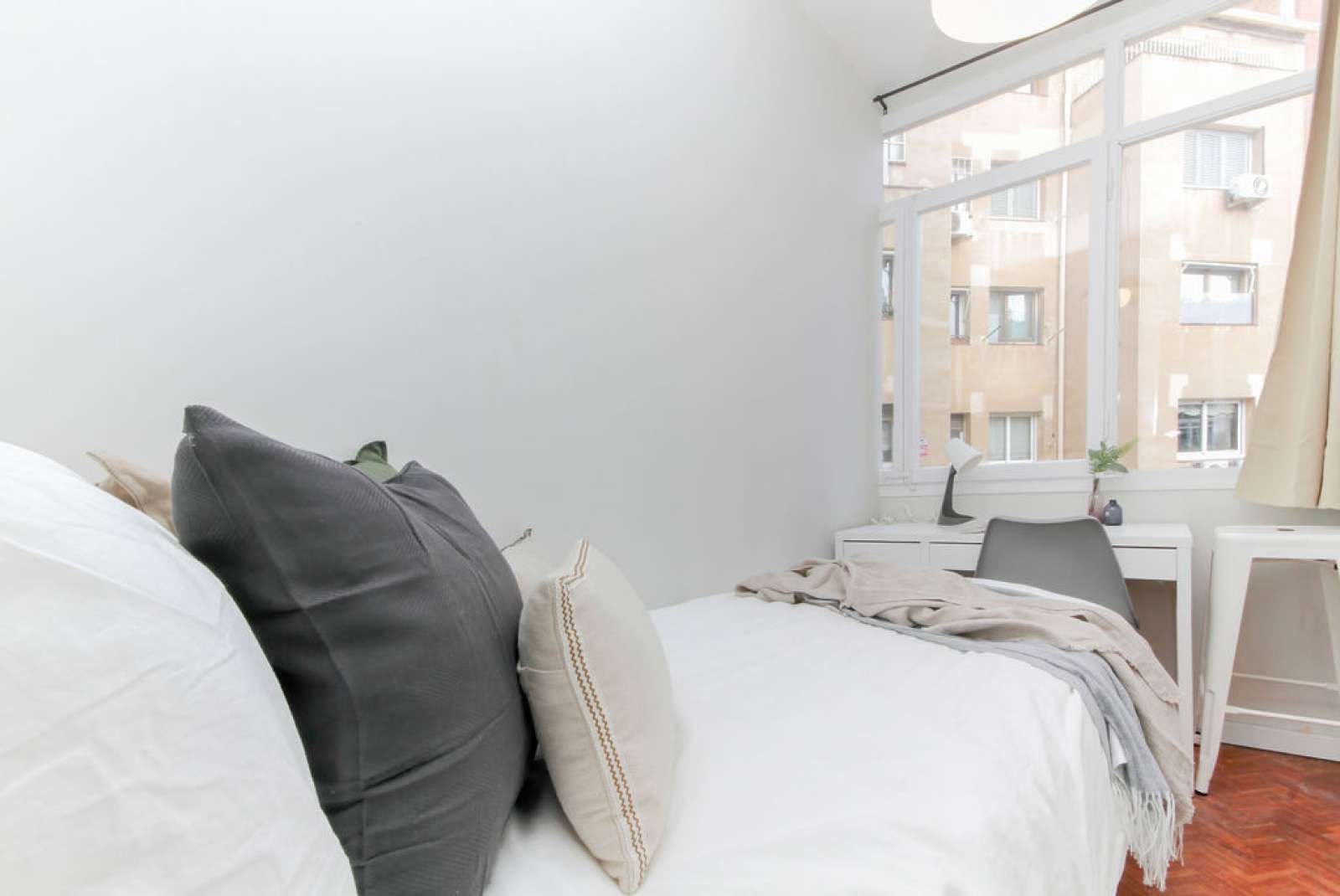 Flat to share in Sant Gervasi- Galvany