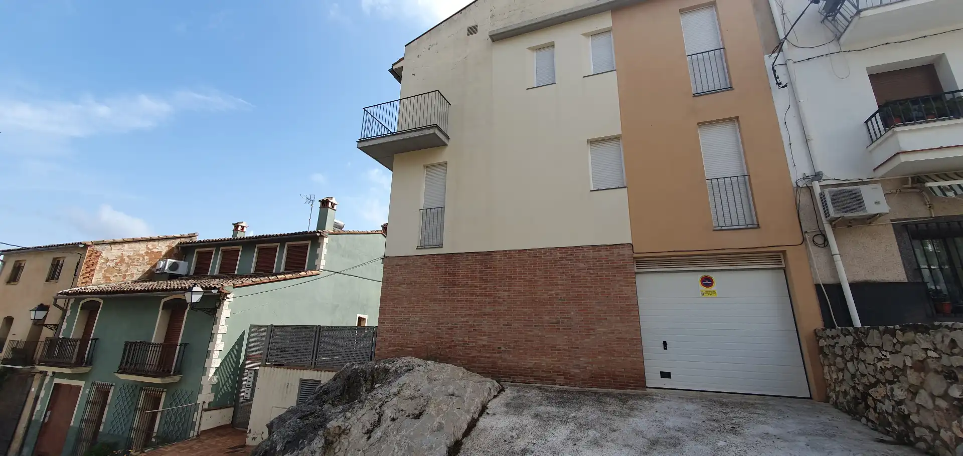 Vista exterior de Casa adosada en venta en Castelló de Rugat con Calefacción, Jardín privado y Terraza