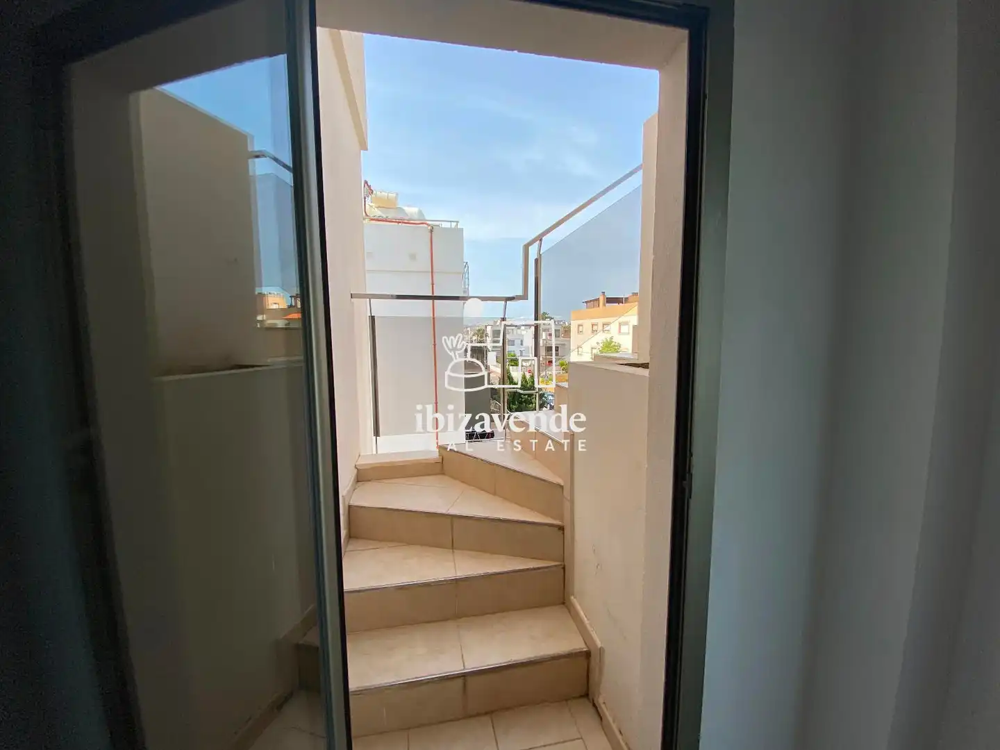 Attic for sale in Halcon, Jesús