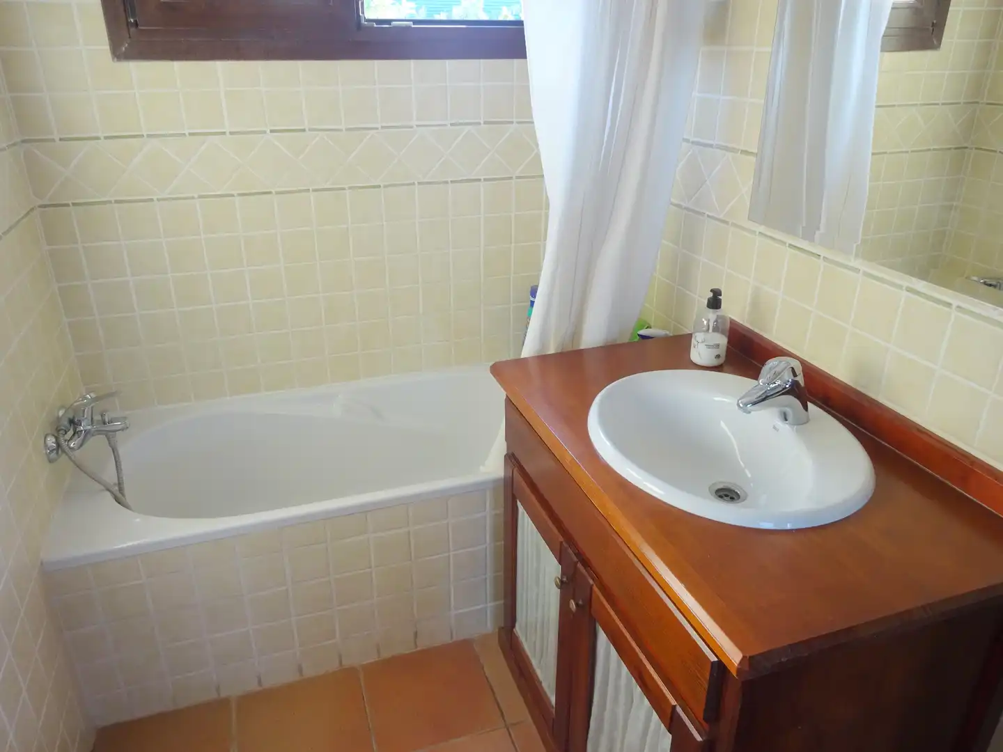 Bany de Casa adosada en venda en Alhaurín de la Torre amb Aire condicionat, Jardí privat i Terrassa