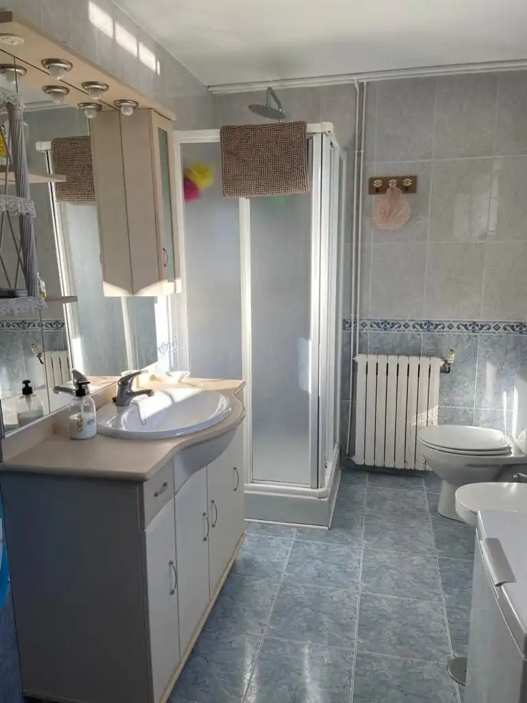 Baño de Casa o chalet en venta en Ferrol con Calefacción, Jardín privado y Terraza