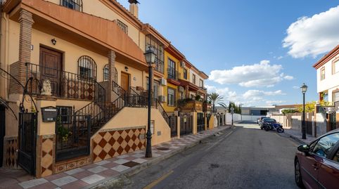 Foto 4 de Casa adosada en venta en Cúllar Vega, Granada