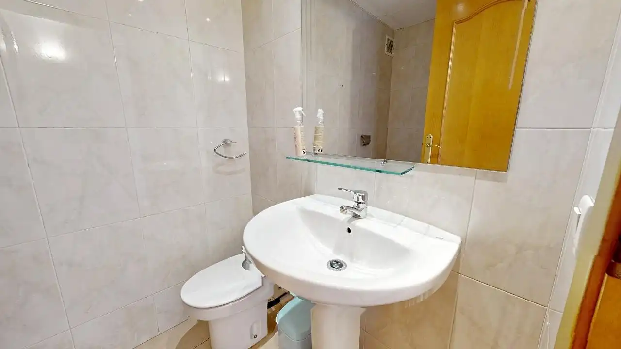 Bany de Pis en venda en Barcelona amb Aire condicionat, Calefacció i Parquet