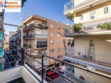 Piso en venta en Calle Santa Clara