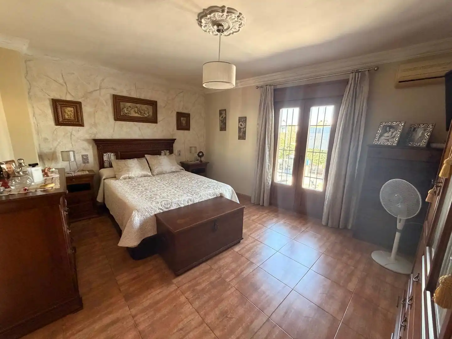 Dormitori de Casa o xalet en venda en Morón de la Frontera
