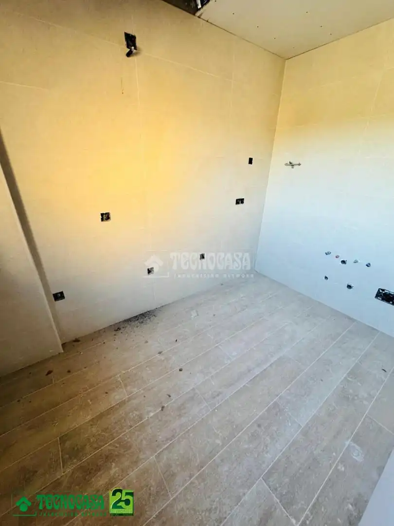 Bathroom of Duplexes for sale in Toledo  with Air Conditioner