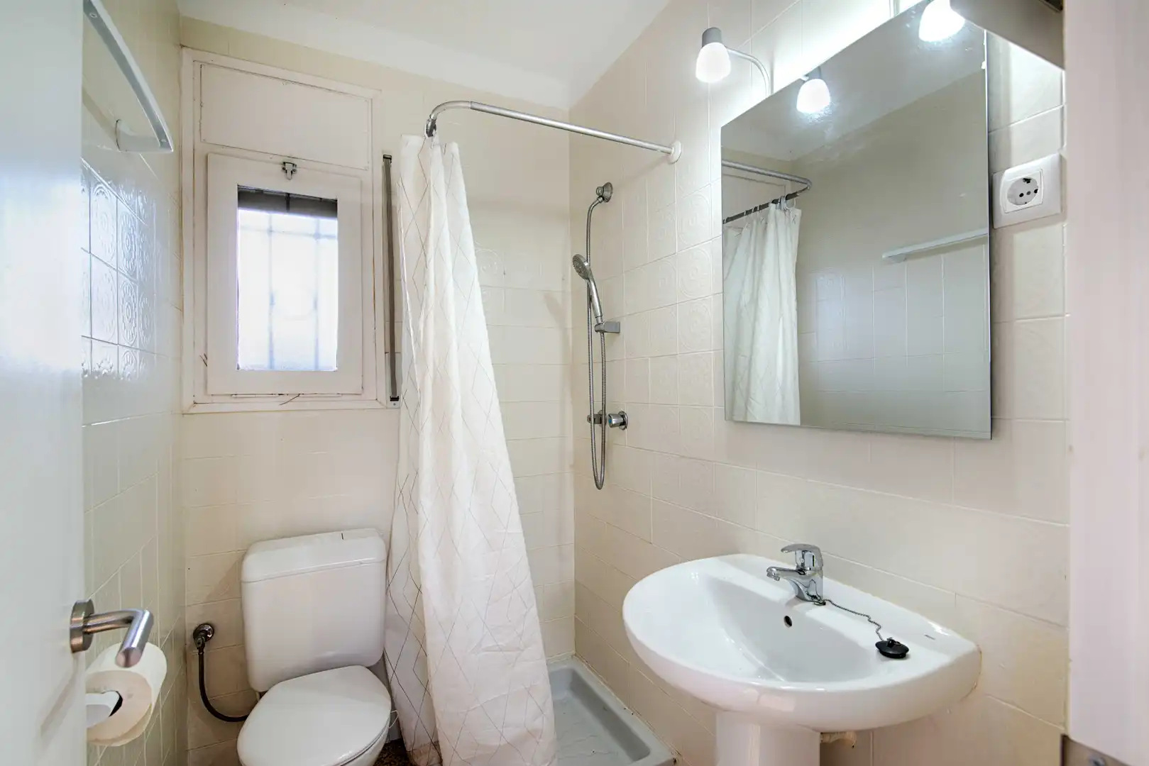 Bathroom of Houses for sale in Empuriabrava