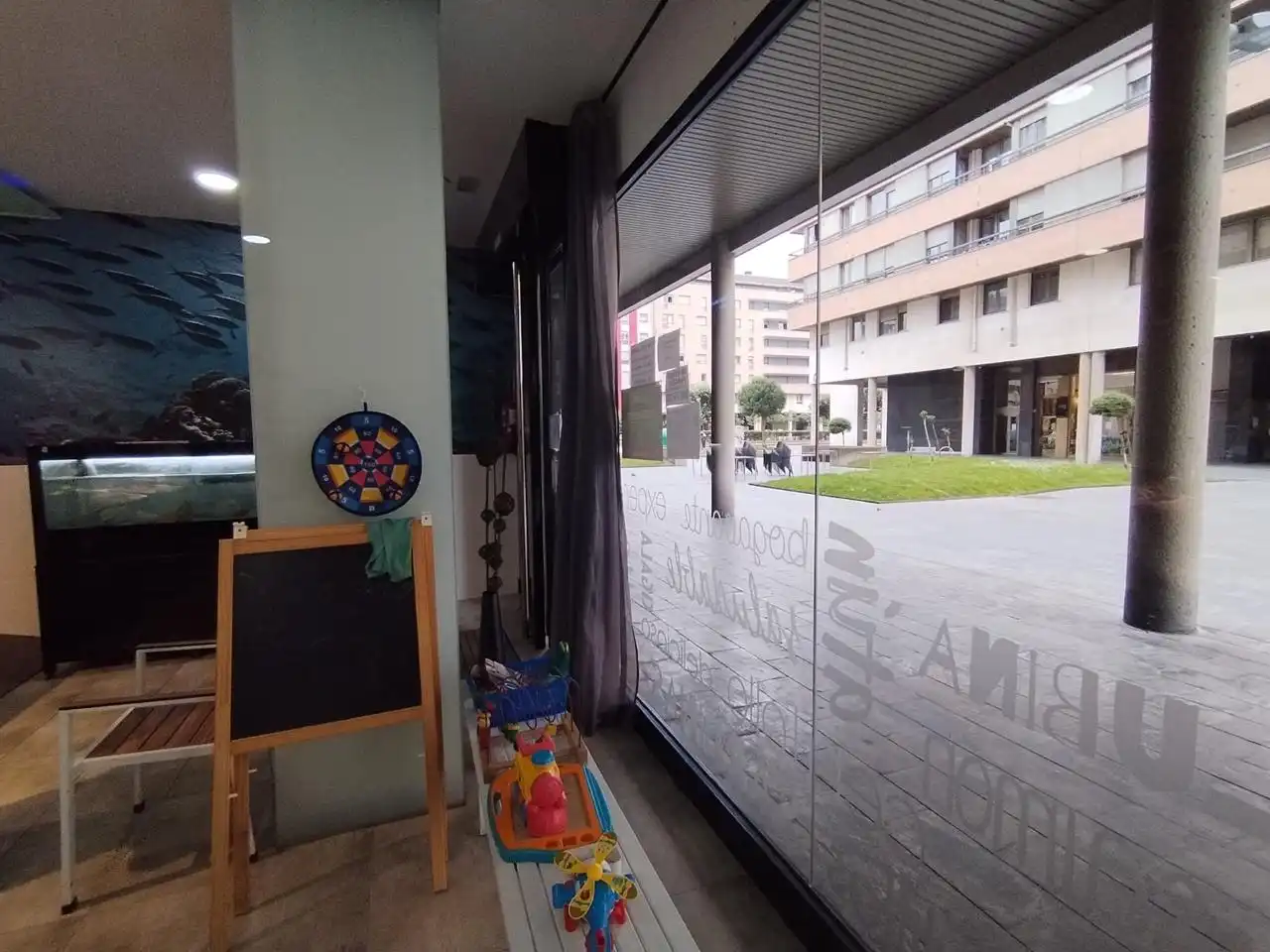 Local en traspas en Barakaldo  amb Aire condicionat