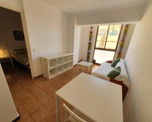 Dormitori de Apartament de lloguer en  Palma de Mallorca amb Moblat i Rentadora