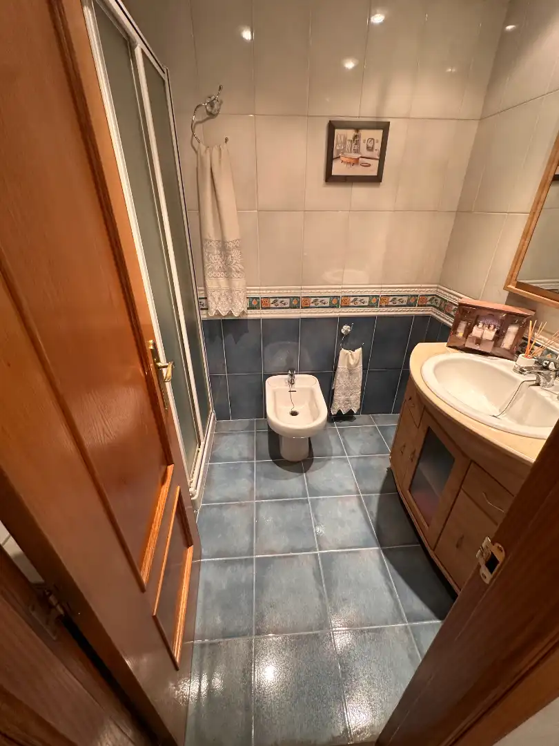 Badezimmer von Haus oder Chalet zum Verkauf in Cuenca mit Heizung, Terrasse und Möbliert