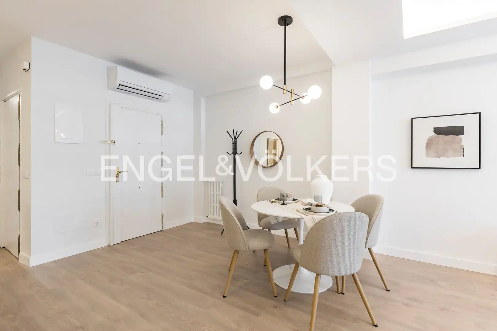 Dining room of Flat for sale in Madrid  with Air Conditioner, Heating and Terrace
