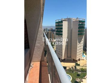 Piso con balcón en venta en Calle Ponent