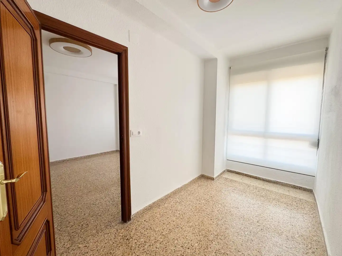 Habitación de Piso de alquiler en Catarroja con Aire acondicionado y Trastero