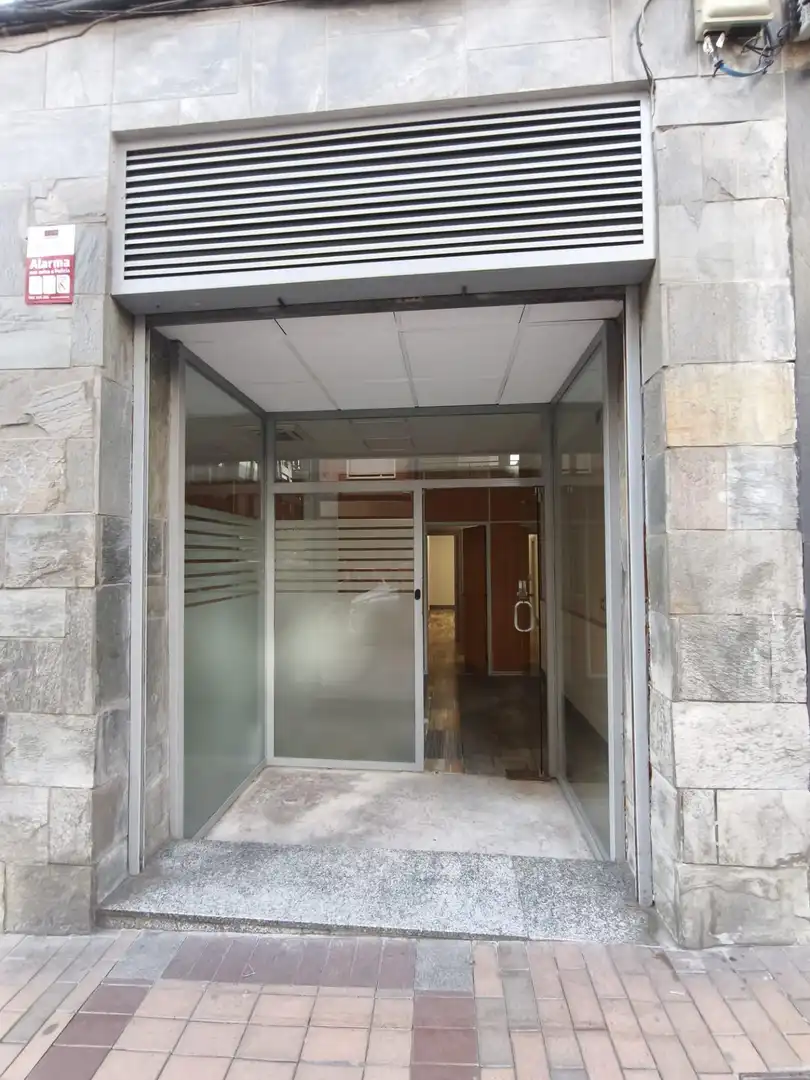 Local de alquiler en Barakaldo  con Aire acondicionado