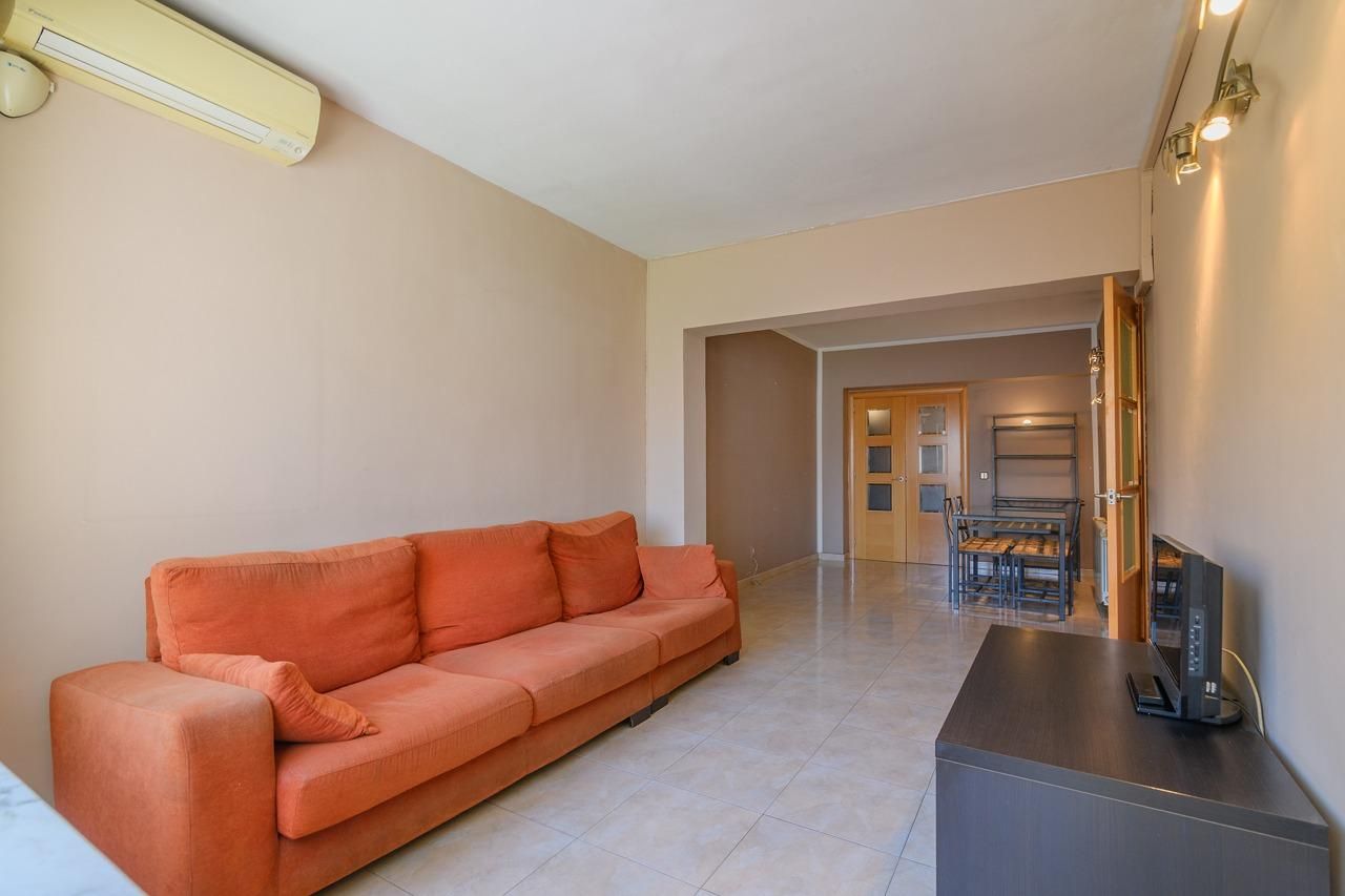 Sala d'estar de Pis en venda en El Prat de Llobregat amb Aire condicionat, Calefacció i Terrassa