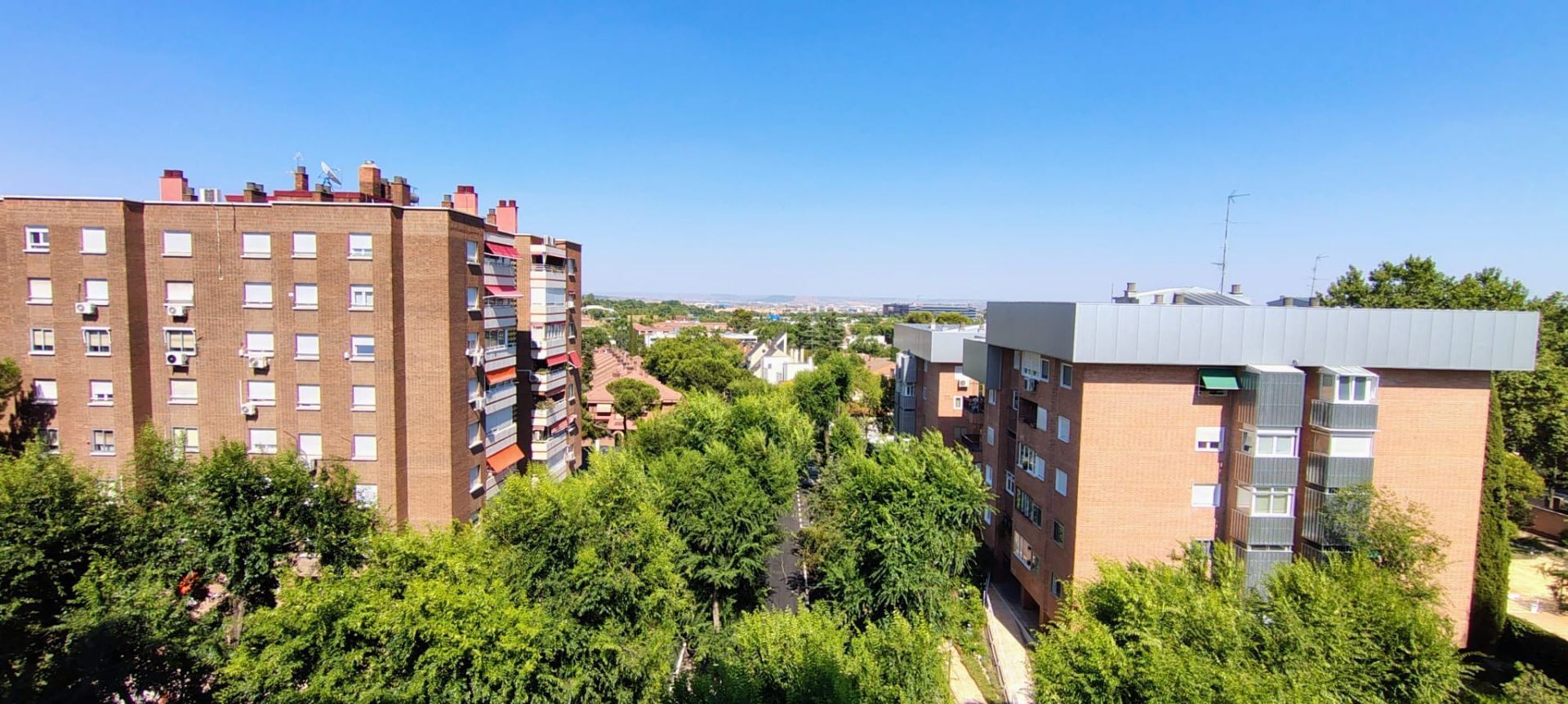 Vista exterior de Piso en venta en  Madrid Capital con Aire acondicionado, Calefacción y Terraza