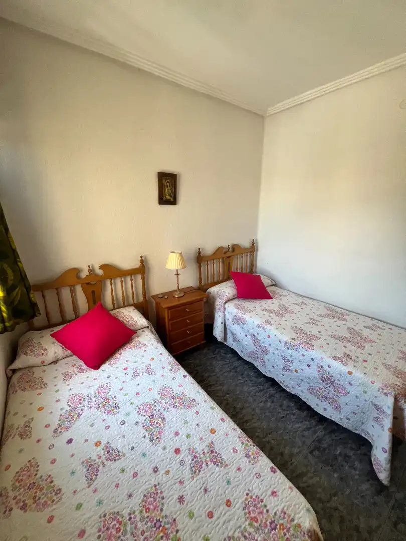 Bedroom of Flat for sale in Sagunto / Sagunt  with Air Conditioner, Heating and Balcony