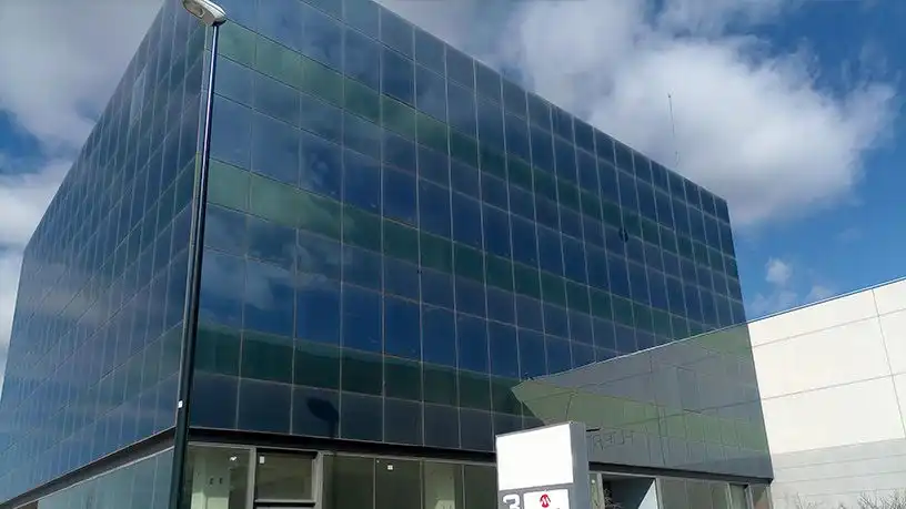 Vista exterior de Local en venda en Zaragoza