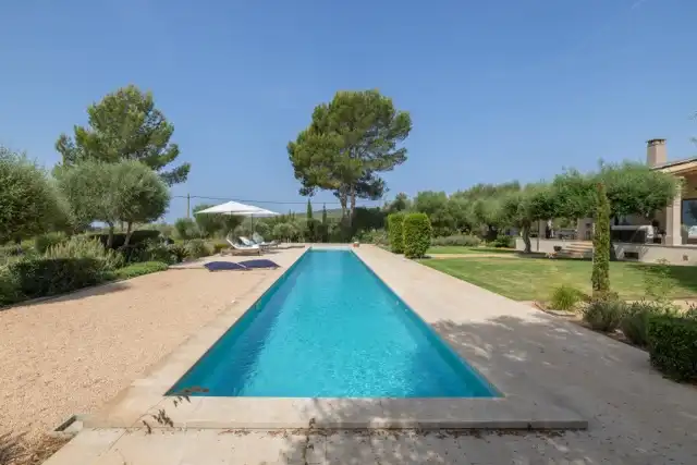 Swimming pool of Country homes for sale in  Palma de Mallorca  with Air Conditioner, Heating and Private garden