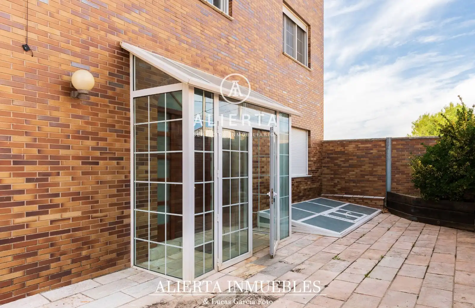 Terrace of Houses for rent in Zaragoza  with Air Conditioner, Heating and Storage room