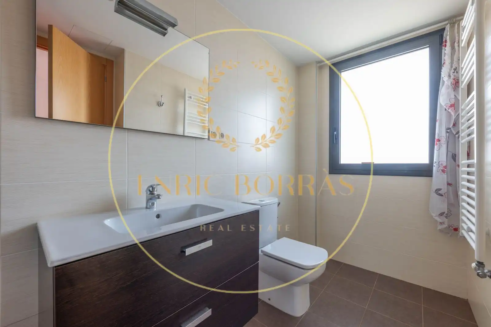 Baño de Dúplex en venta en Gironella con Aire acondicionado, Calefacción y Jardín privado